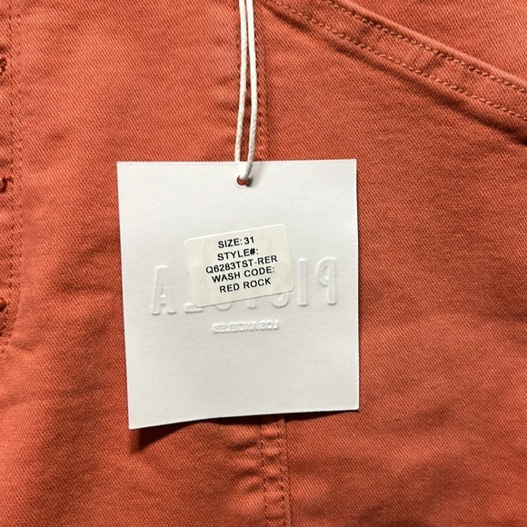 Pistola Women Red Rock Exposed Button Front Straight Leg Ankle Pants Size 31 NWT - Picture 3 of 7